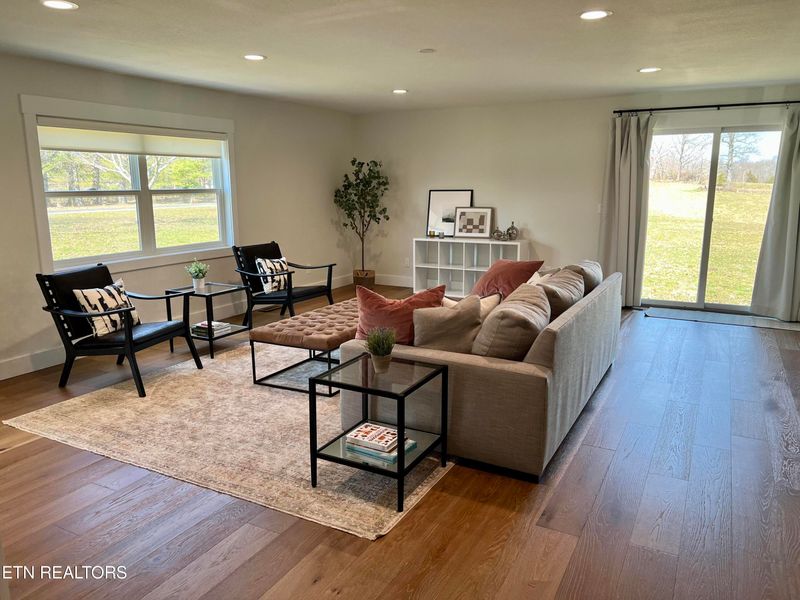 461 John Myers Rd, Crossville, TN 38572