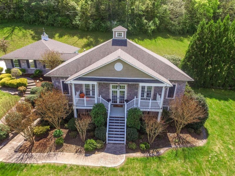 461 Oliver Springs Hwy, Clinton, TN 37716