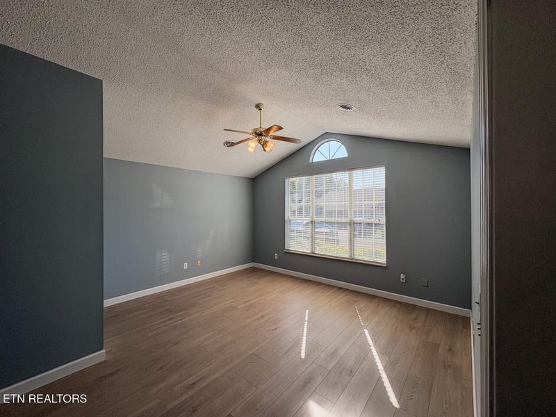4611 Jay Way, Knoxville, TN 37909