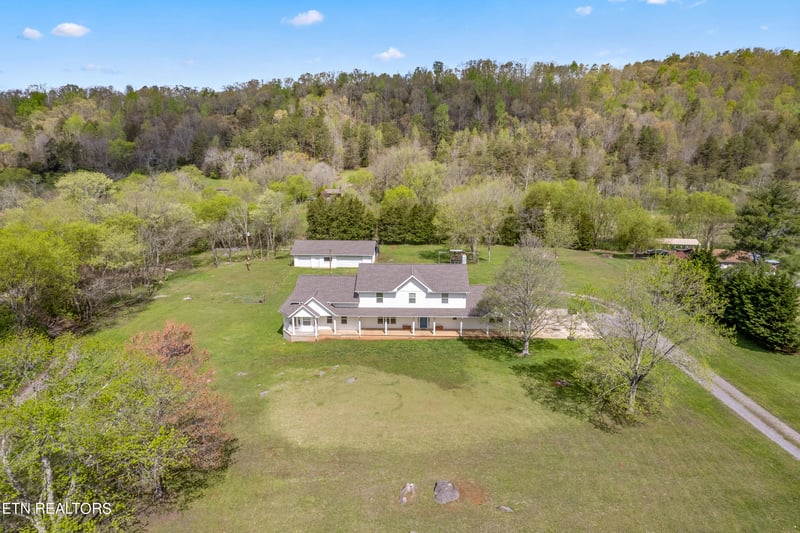 4611 Nails Creek Rd, Rockford, TN 37853