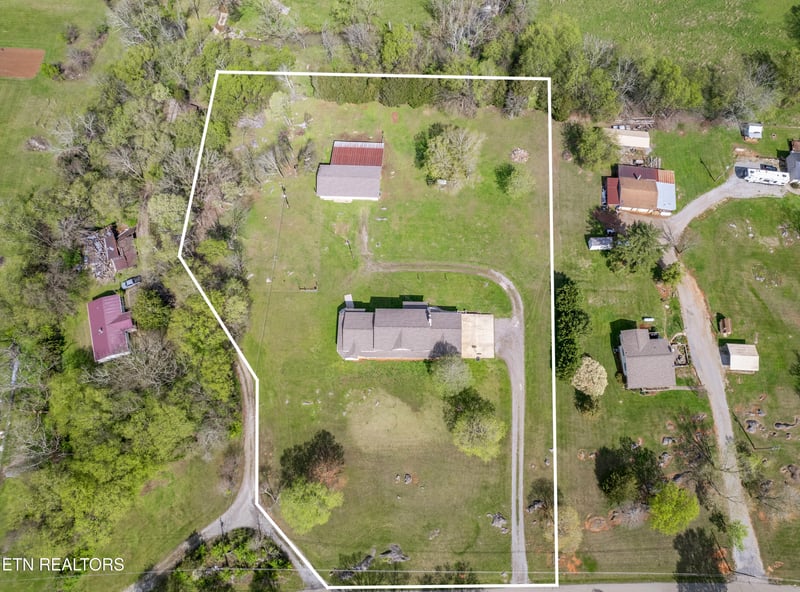 4611 Nails Creek Rd, Rockford, TN 37853