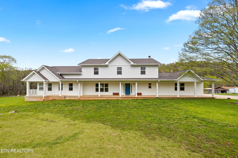 4611 Nails Creek Rd, Rockford, TN 37853