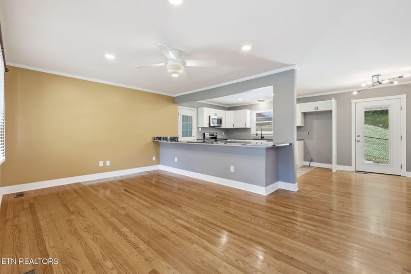 4612 Silverhill Dr, Knoxville, TN 37921