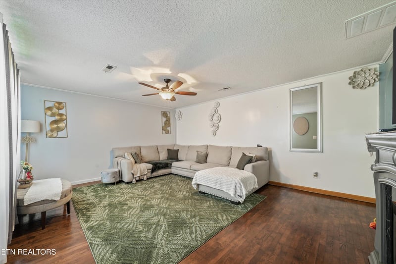 4618 Central View Rd, Knoxville, TN 37912