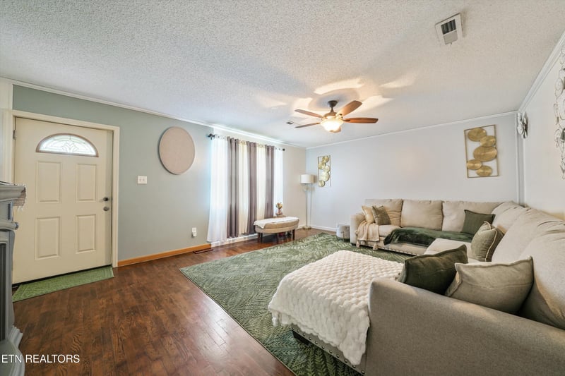 4618 Central View Rd, Knoxville, TN 37912
