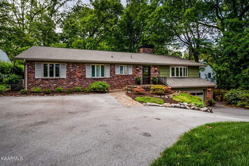 4618 Lyons View Pike, Knoxville, TN 37919