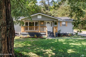462 Island Ford Rd, Jacksboro, TN 37757