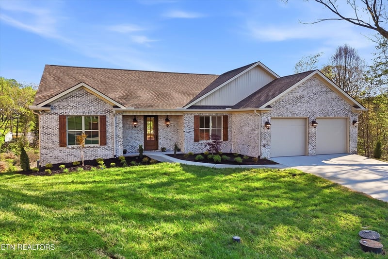 4623 Alan Springs Ln, Knoxville, TN 37938