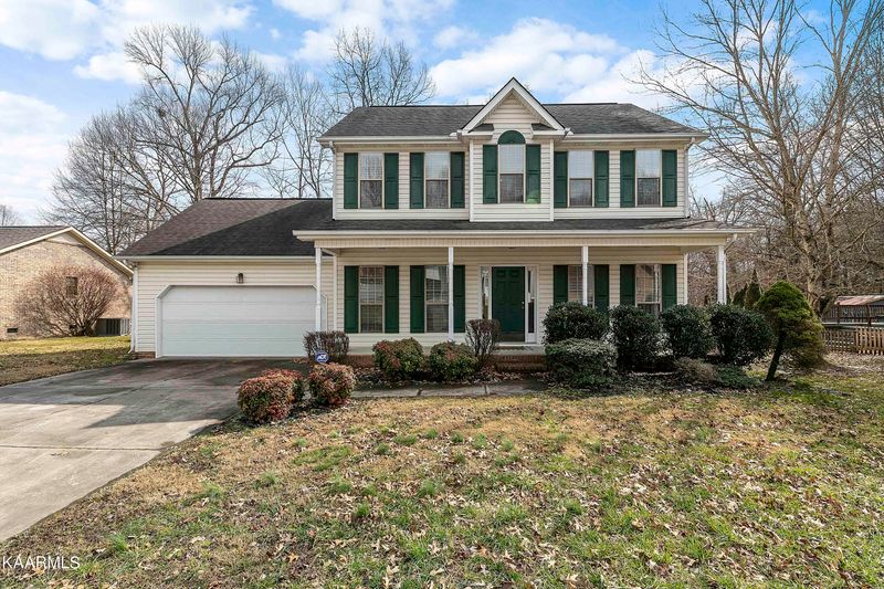 4624 Clairson Dr, Knoxville, TN 37931