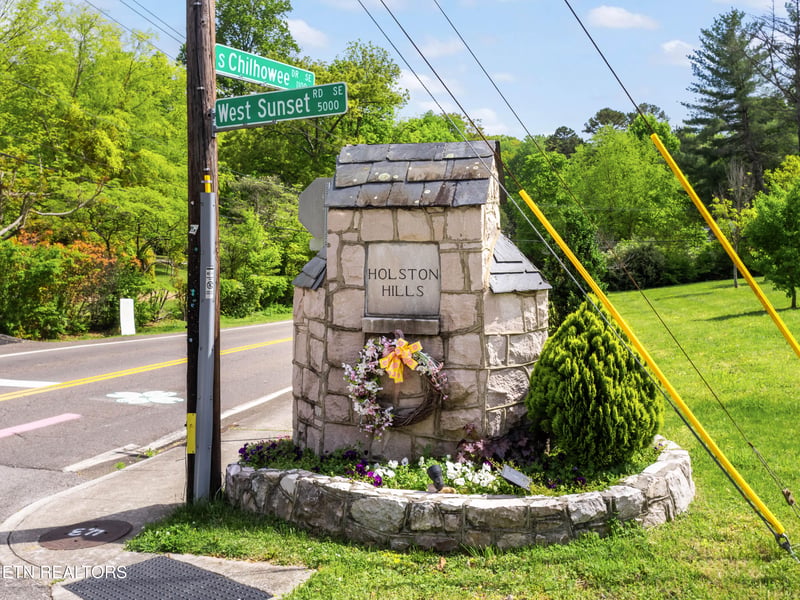 4625 Westover Ter, Knoxville, TN 37914
