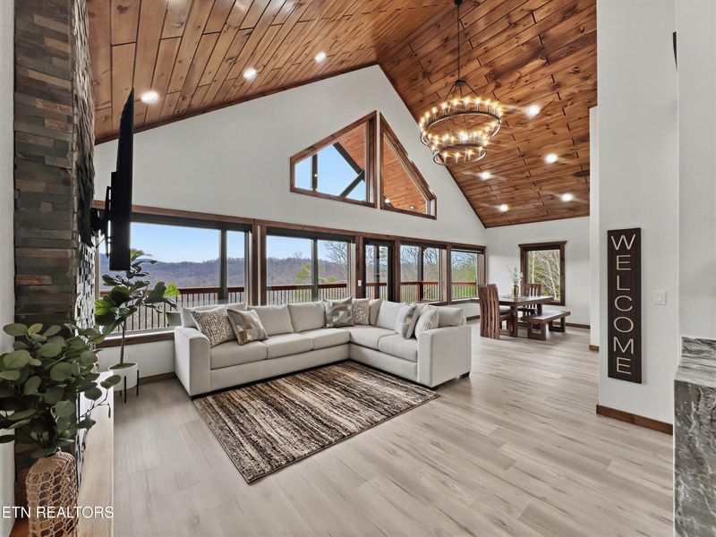 463 Sassafras Tr, Sevierville, TN 37876