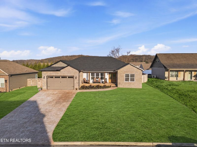 463 Stone Creek Dr, Loudon, TN 37774