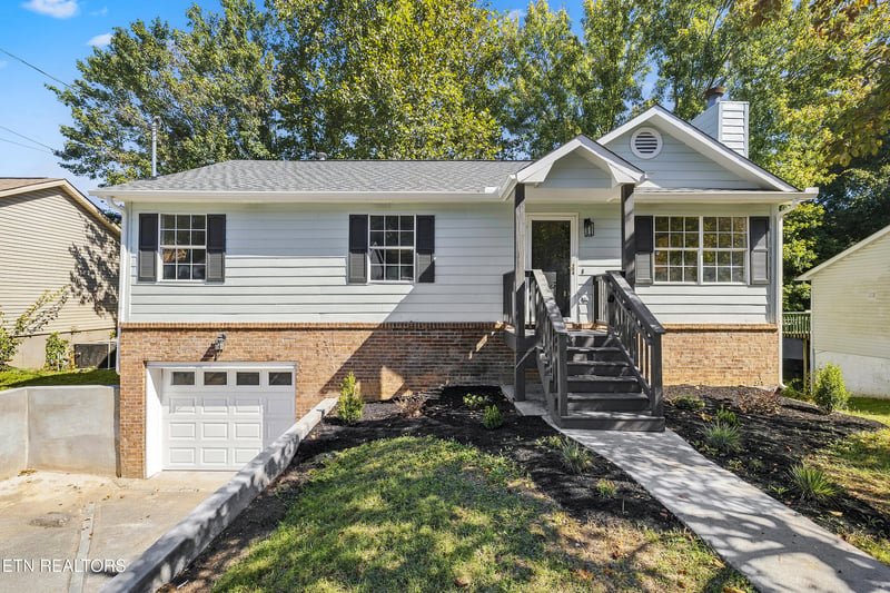 4632 Woodbridge Ln, Knoxville, TN 37921