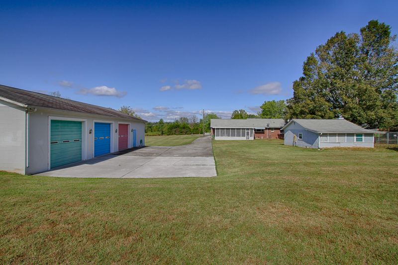 4636 E Emory Rd, Knoxville, TN 37938