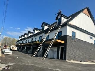 464 Fleeta Williams Way #1, Sevierville, TN 37862
