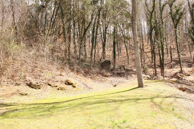 464 Hwy 370, Luttrell, TN 37779
