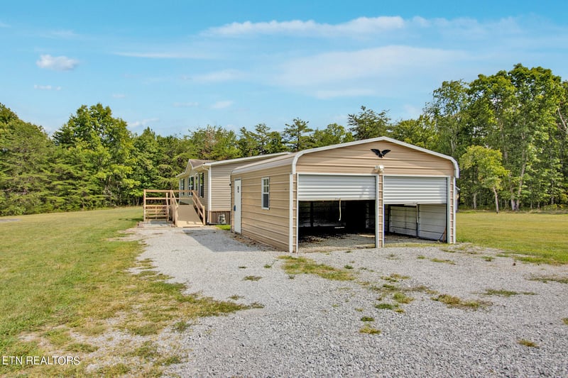464 Lewis Loop, Sparta, TN 38583