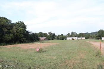 464 S Amhurst Pl, Englewood, TN 37329