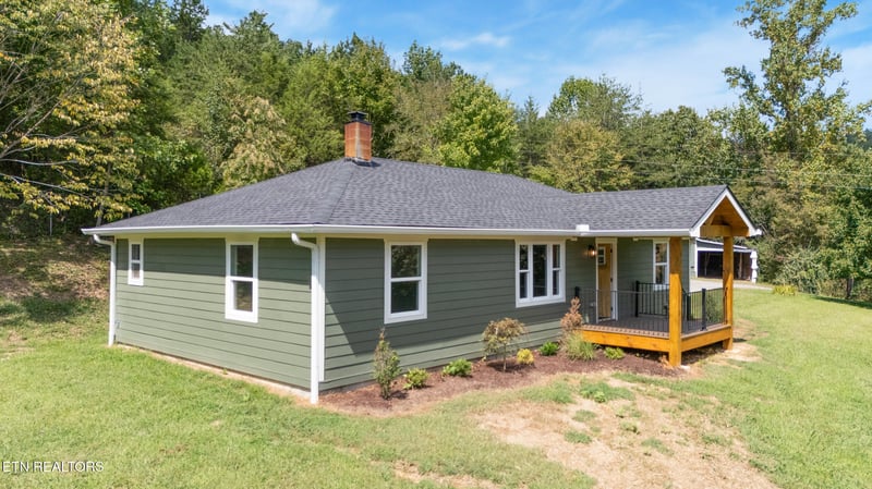 464 Satterfield Rd, Luttrell, TN 37779