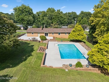 4640 Robindale Dr, Knoxville, TN 37921