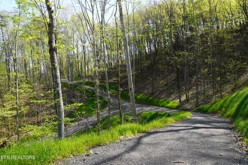 465 Mel Hall Rd, Maryville, TN 37803