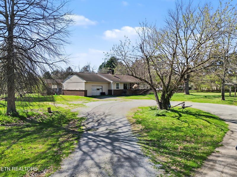 4651 Schaad Rd, Knoxville, TN 37931