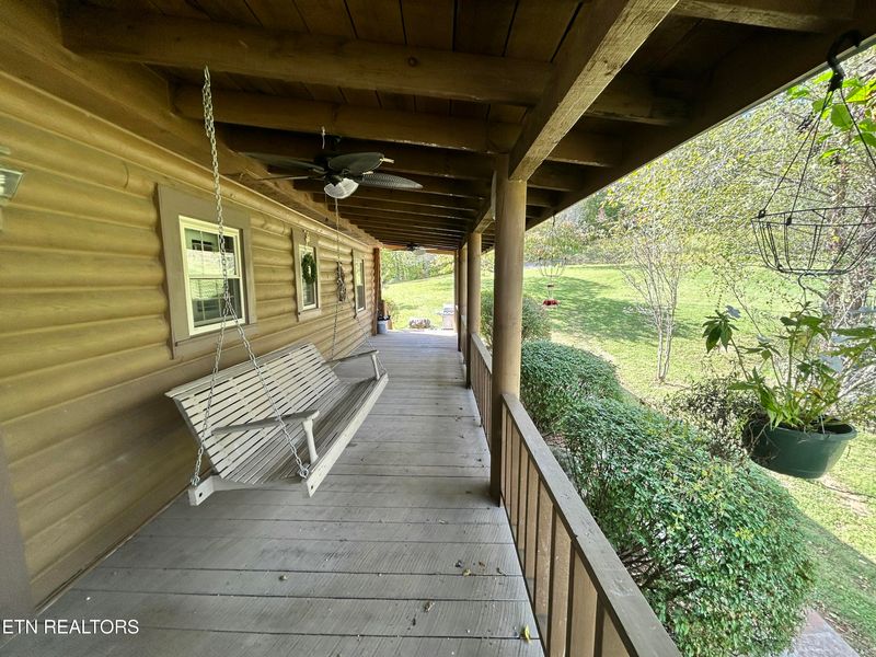 466 Greene Ln, Lafollette, TN 37766