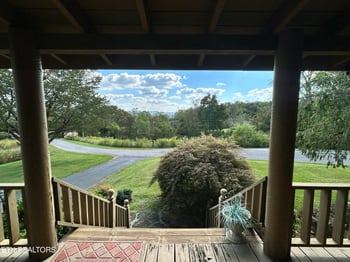 466 Greene Ln, Lafollette, TN 37766