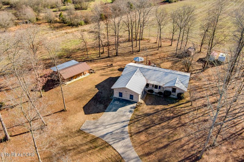 4660 Corinth Church Rd, Loudon, TN 37774