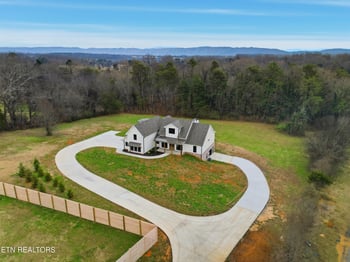 4662 Morganton Rd, Maryville, TN 37801