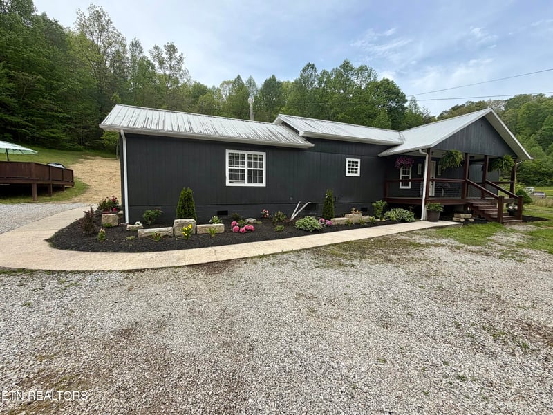 4668 Baker Hwy, Huntsville, TN 37756