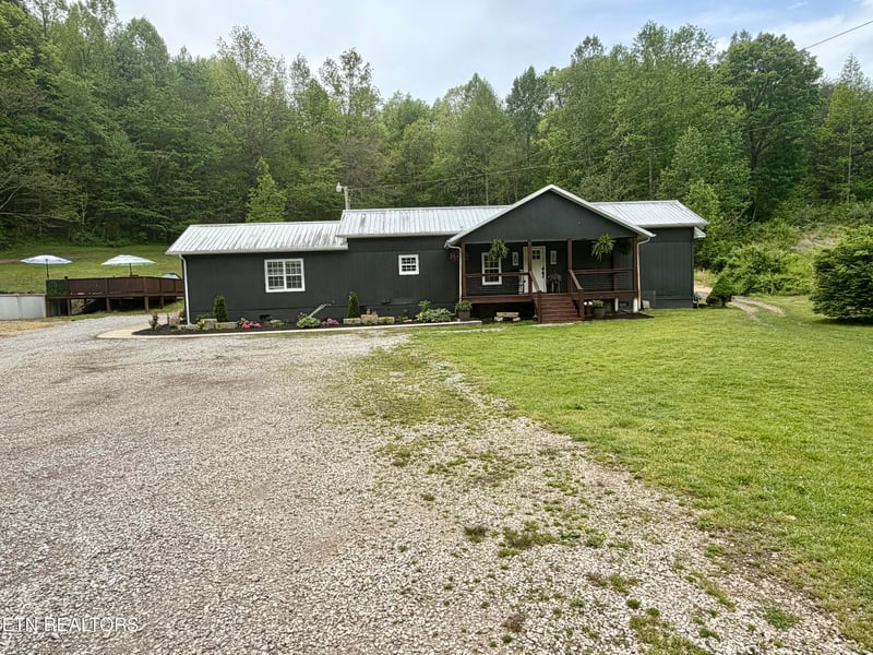 4668 Baker Hwy, Huntsville, TN 37756