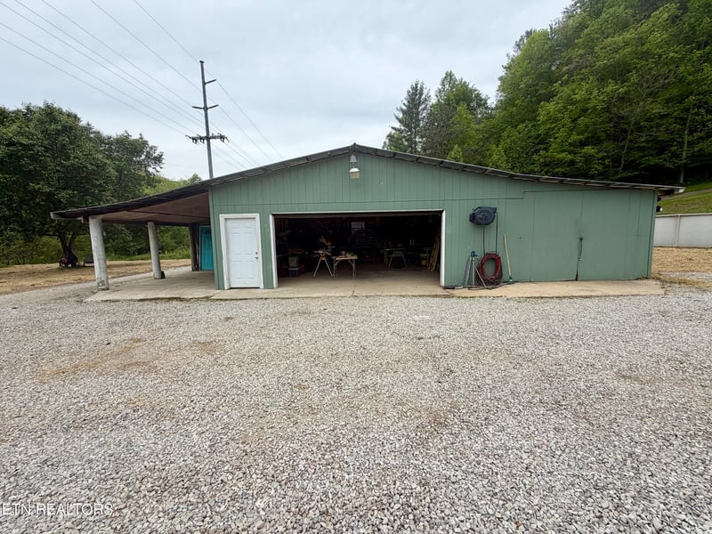 4668 Baker Hwy, Huntsville, TN 37756