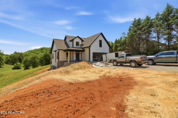467 Laurel Rd, Clinton, TN 37716