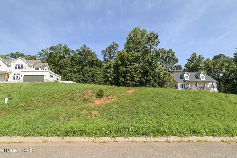 467 Laurel Ridge Ln, Knoxville, TN 37922