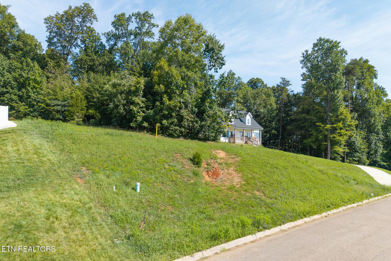 467 Laurel Ridge Ln, Knoxville, TN 37922