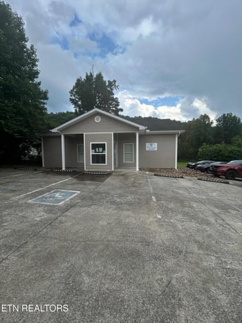467 Sunset Tr, Jellico, TN 37762