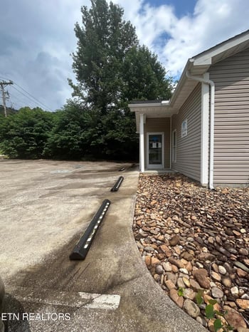 467 Sunset Tr, Jellico, TN 37762