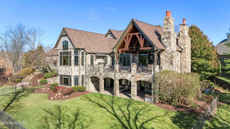 468 Careen Ct, Lenoir City, TN 37772