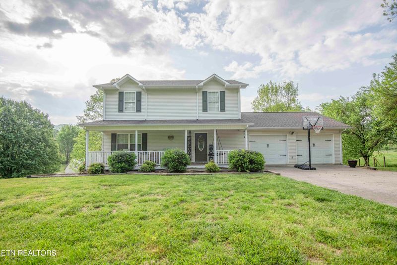 469 Old Dutch Valley Rd, Clinton, TN 37716