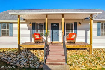 4690 Gravelly Hills Rd, Louisville, TN 37777