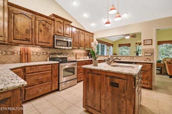 47 Havenridge Pl, Crossville, TN 38558