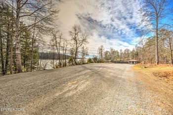 470 Clara Mae Dr, Rockwood, TN 37854