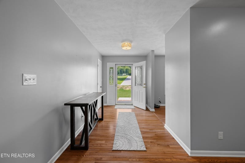 4705 E Hampton Blvd, Morristown, TN 37813