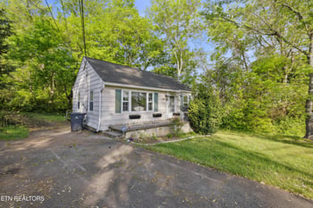 4707 Schubert Rd, Knoxville, TN 37912