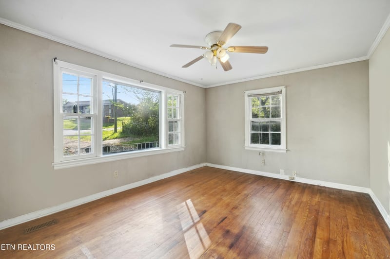 4707 Schubert Rd, Knoxville, TN 37912