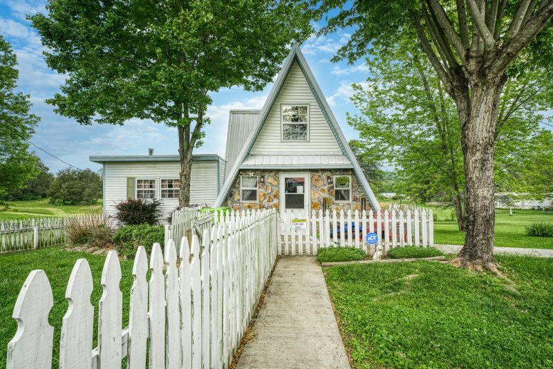 471 David Crockett Rd, Crossville, TN 38572