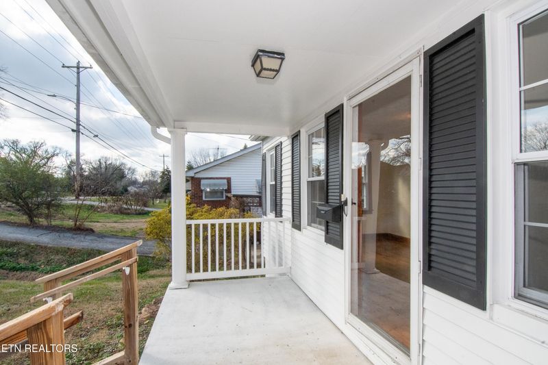 471 E Lincoln Rd, Alcoa, TN 37701
