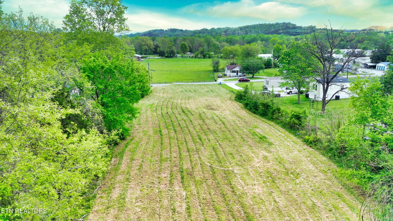 471 Park Rd, Caryville, TN 37714