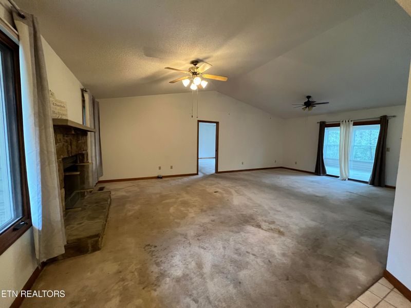 471 Snead Dr, Fairfield Glade, TN 38558